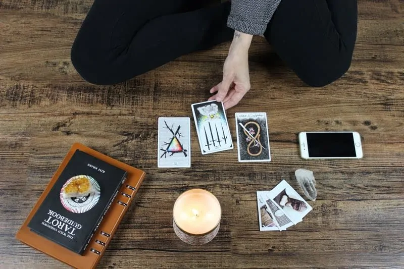 intuition in tarot reading