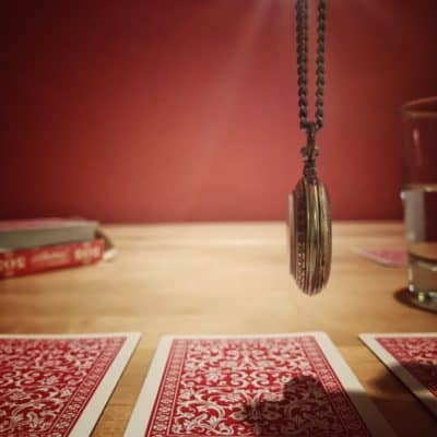 Pendulum Beginners Guide - How to Use a Pendulum